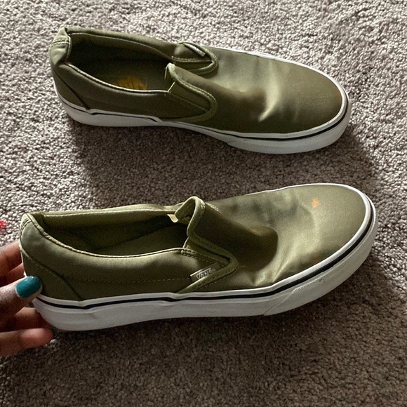 Vans Slip-On Shoes SIZE 6M 7.5W - Picture 1 of 8